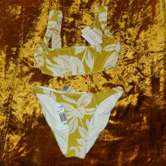 L*Space Havana Blooms Bikini Set New Yellow & White - Picture 13 of 14